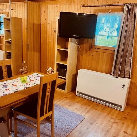 צואוץ Guenstig Und Einfaches Studio Auf Dem Bauernhof מראה חיצוני תמונה